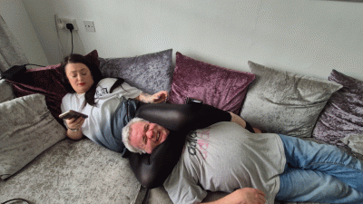 Neck Scissors In Wet Look Leggings