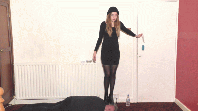 Sophie Trample Dances On The Side Of Her Slaves Face With Her Black Ankle Boots & Then She Stands Full Weight On His Skull With Just Her Heels His Skull Almost Fractures