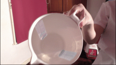 Schoolgirl Struggles To Wee