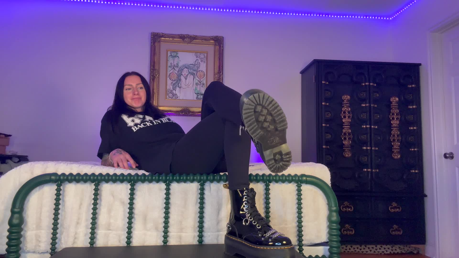 Giantess Bragging PT2