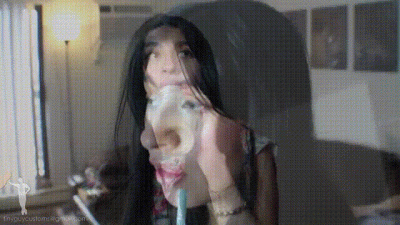 Lolitta Unaware Barefoot Cleaning And Vore Full Length