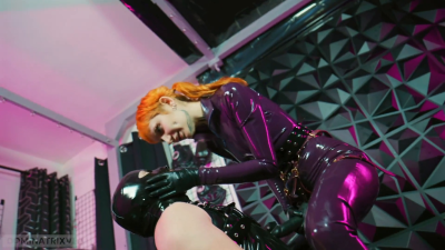 Deep Pegging For Rubber Gimp