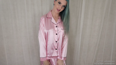 Pants Fall Down- Silk Fetish