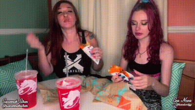Taco Bell Mukbang With Savannah Siren
