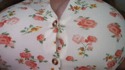Big Natural Tits Up Close Jiggle And Bounce
