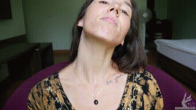 Do You Like My New Necklace?