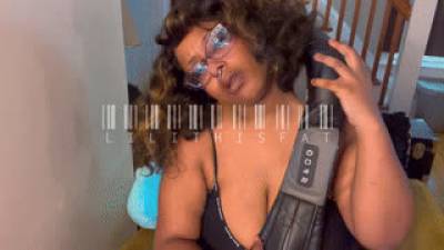 Achey Femdom Works Out Muscles With Massager