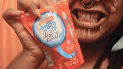 Disposable Toothbrush Sharp Teeth Brushing