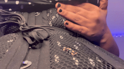 Giantess MILF Teases Tinies In Mesh Corset