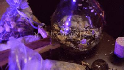 Giantess Mixes Tinies Into Shrinking Potion