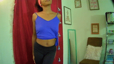 Black Leggings And Braless!