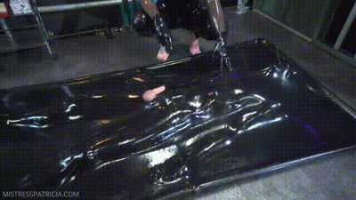 Stay Tight In The Vacbed