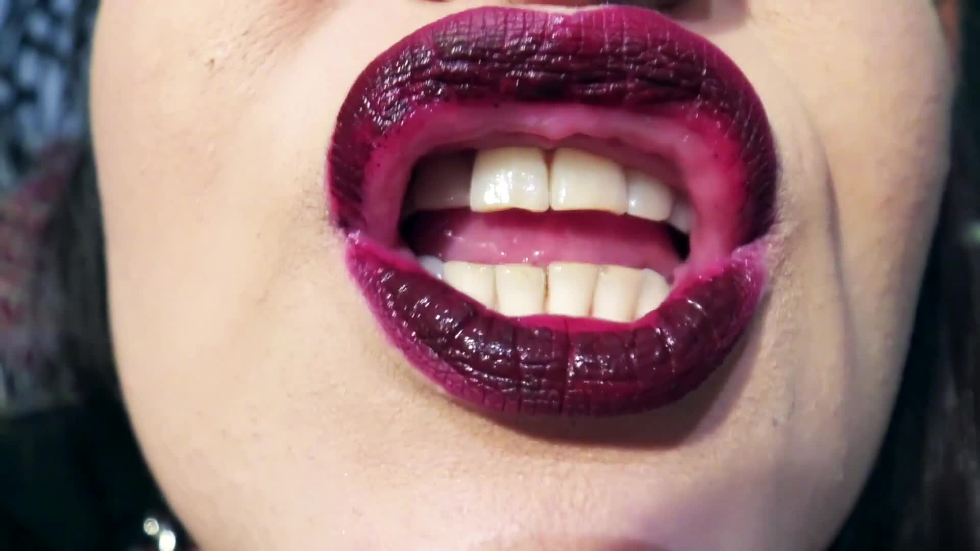 Bestemmia E Sborra Con Me