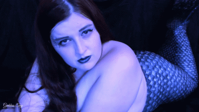 Mermaid Wants To Play