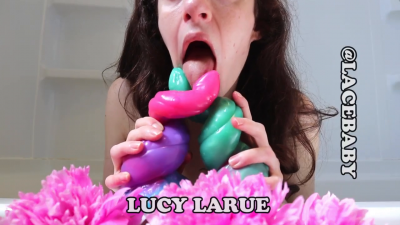 Wet Twizty Fantasy Dildos And Tongue