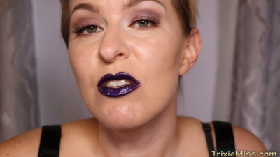 Dark Purple Lips