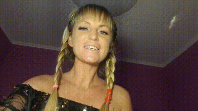 Sexy MILF Sit In Your Face And Squirty