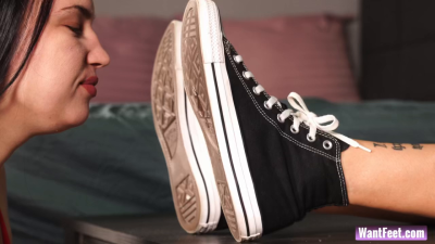 Converse Sneakers Licking