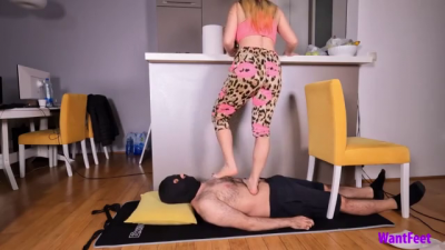 Milan's Barefoot Hard Trample