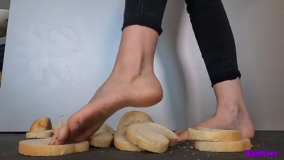 Sliced Bread Trampling