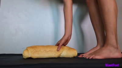 Vivian Bread Trample