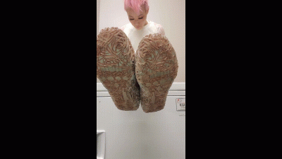 Foot Ignore While Doing My Laundry