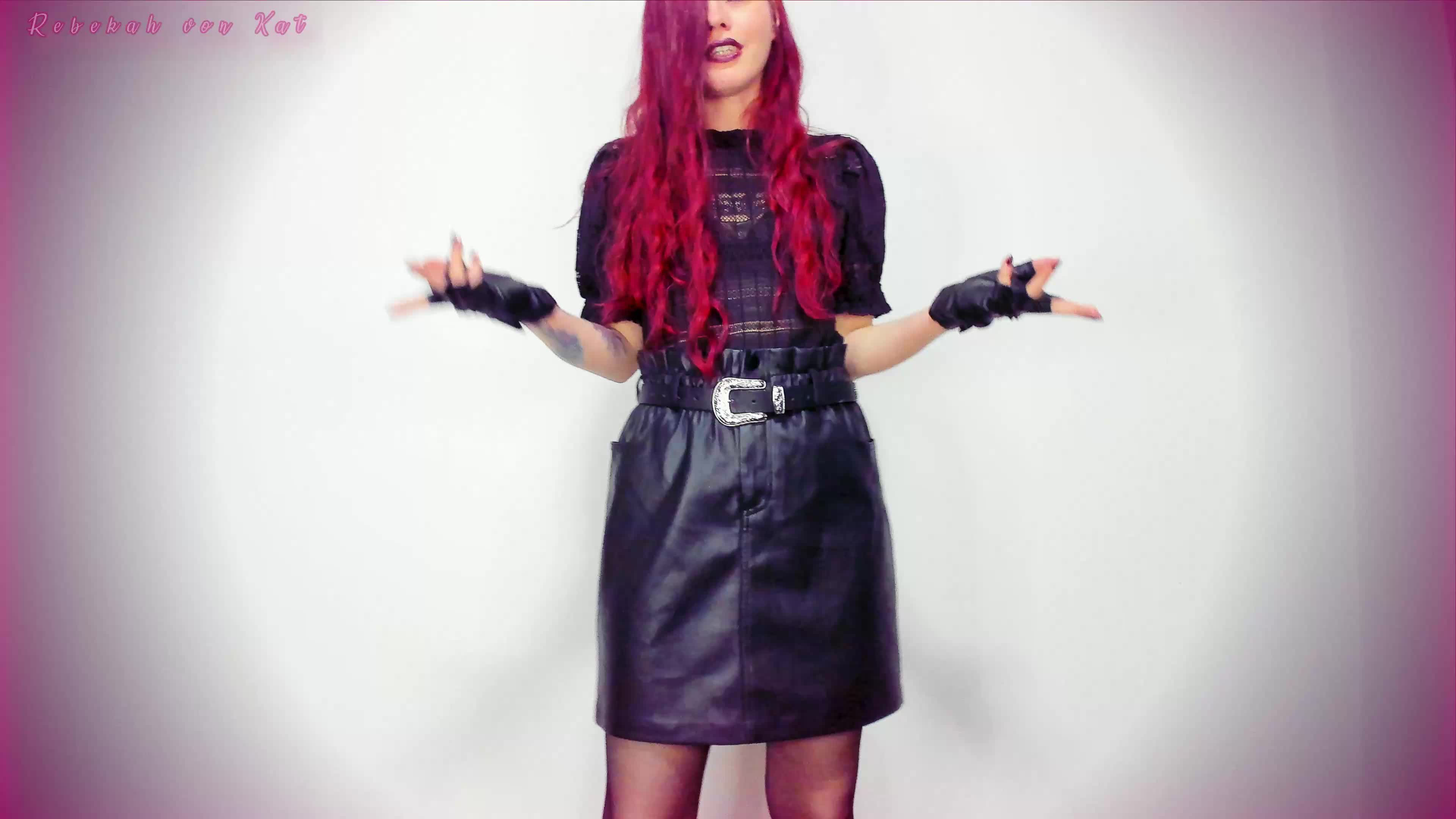 New Skirt, More Tease