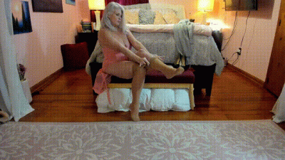 Seamless Secretary: Seduction And Squirt