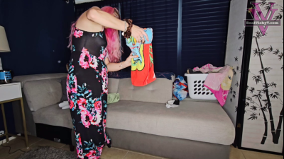 Vicky Uses The Trashcan In Desperation