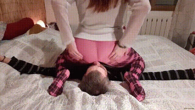 Stay Still And Stay Under My Pussy And Ass!
