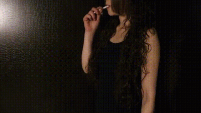 Just Smoking Qi Luo Nu Wang Yang