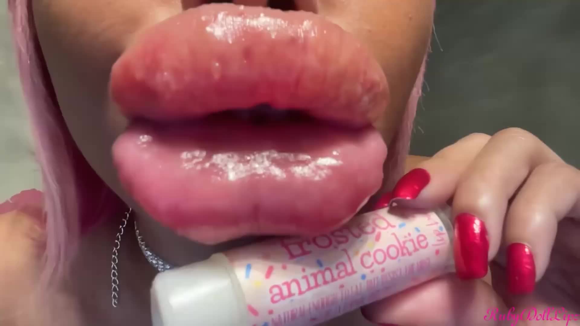 Sniffing My Swollen Lips+Lip Balm #2