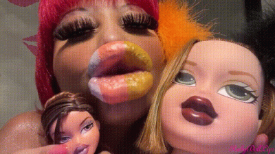 Larger Lips+Doll Head Kisses #33