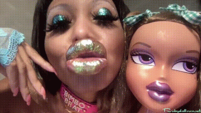 Larger Lips+Doll Head Kisses #4