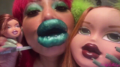 Larger Lips+Doll Head Kisses #28