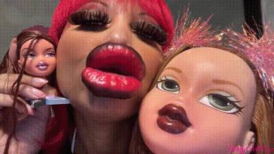 Larger Lips+Doll Head Kisses #35