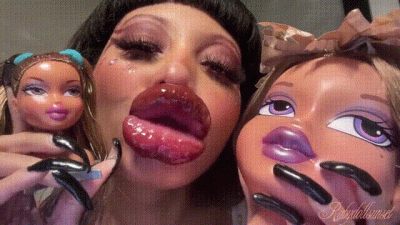 Larger Lips+Doll Head Kisses #12