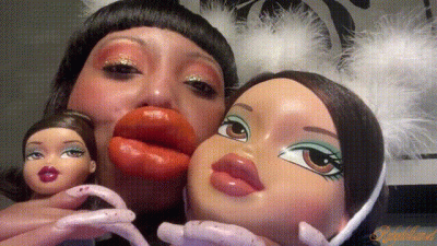 Larger Lips+Doll Head Kisses #17