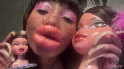 Larger Lips+Doll Head Kisses #21