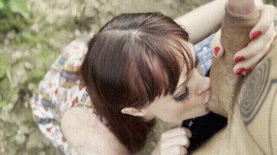 Outdoor Blowjob And Sex In Standing Split Position