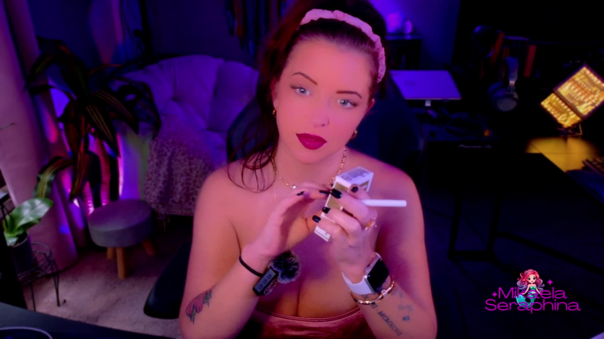 Craving Every Exhale: Smoking Tease & Focus