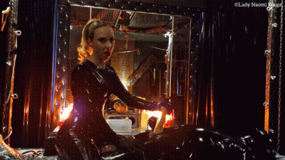 Rubber Slave In The Dungeon Part 3: Venus2000 Milking