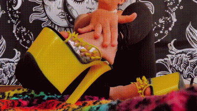 Earn It, Stilleto Licker