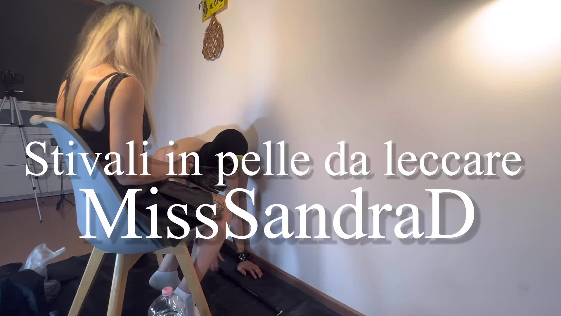 Stivali In Pelle Da Leccare PT1