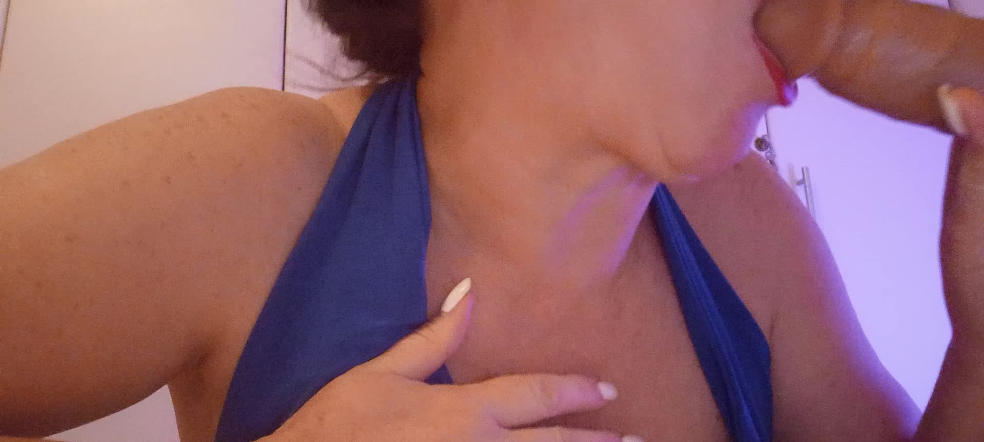 Dildo Blowjob