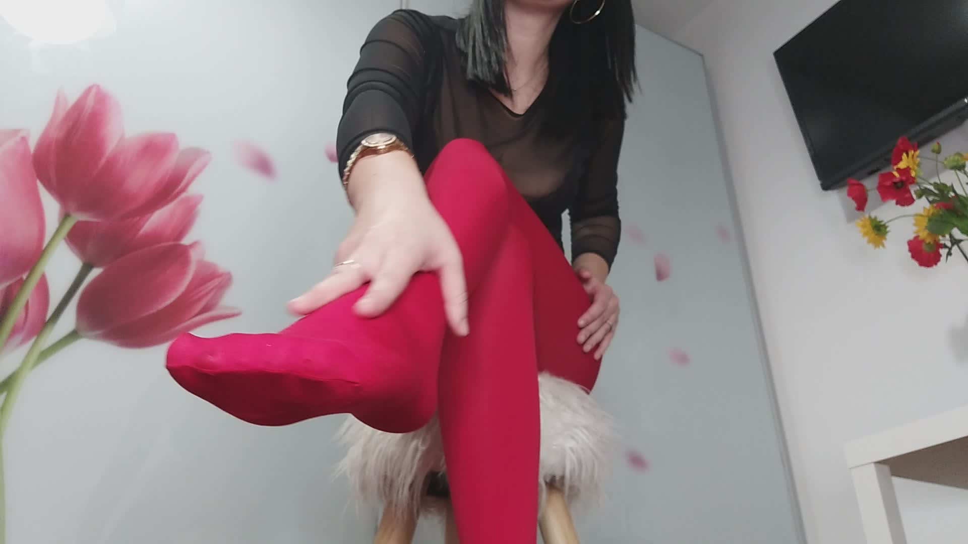 Wanker For My Red Pantyhose
