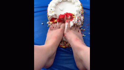 Wam Cake Mess