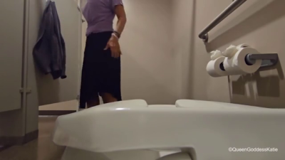 Labor Day Treat Toilet Time With Queengoddesskatie