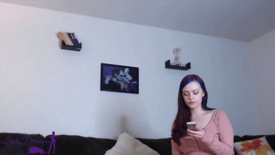 Girlfriend Humiliates You Over Tinder App