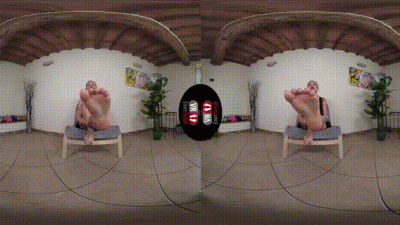 3D VR My Barefeet On Your Face